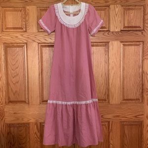 Vintage Women’s Hawaiian Muʻumuʻu